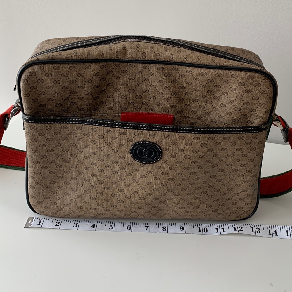 Vintage Gucci Messenger / Camera Bag